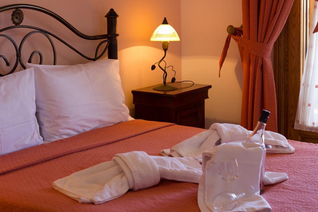 Hotel Ismini アムリアニ 部屋 写真