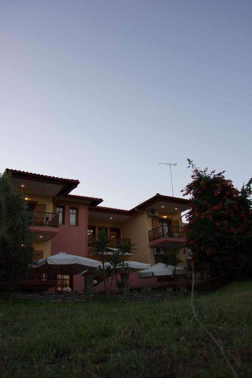 Hotel Ismini アムリアニ エクステリア 写真